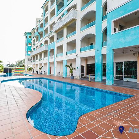 Anylodge Waterfront Marina Island Pangkor Lumut Exterior photo