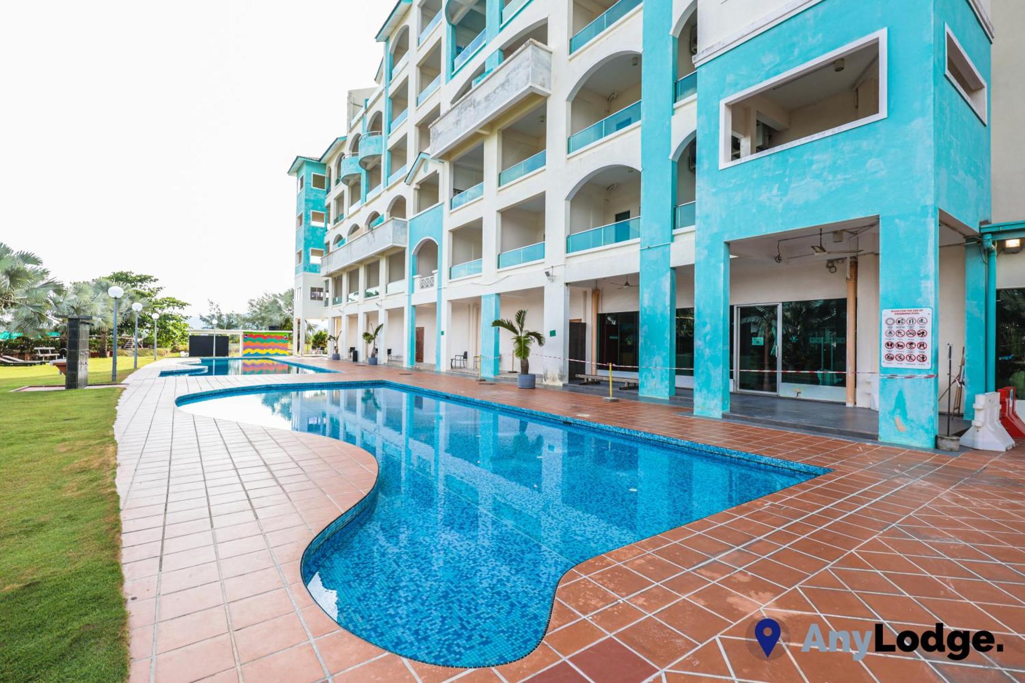 Anylodge Waterfront Marina Island Pangkor Lumut Exterior photo