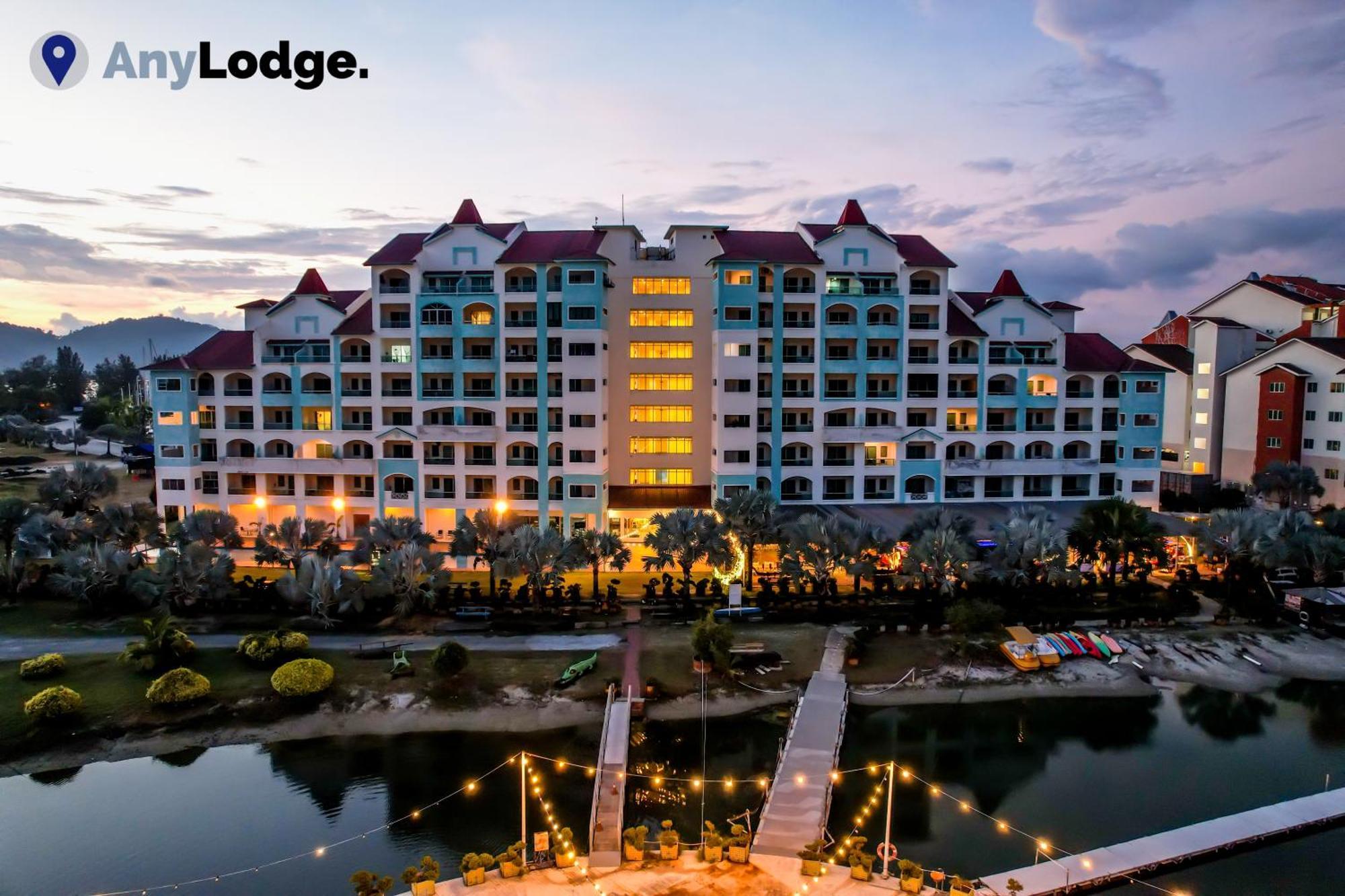 Anylodge Waterfront Marina Island Pangkor Lumut Exterior photo