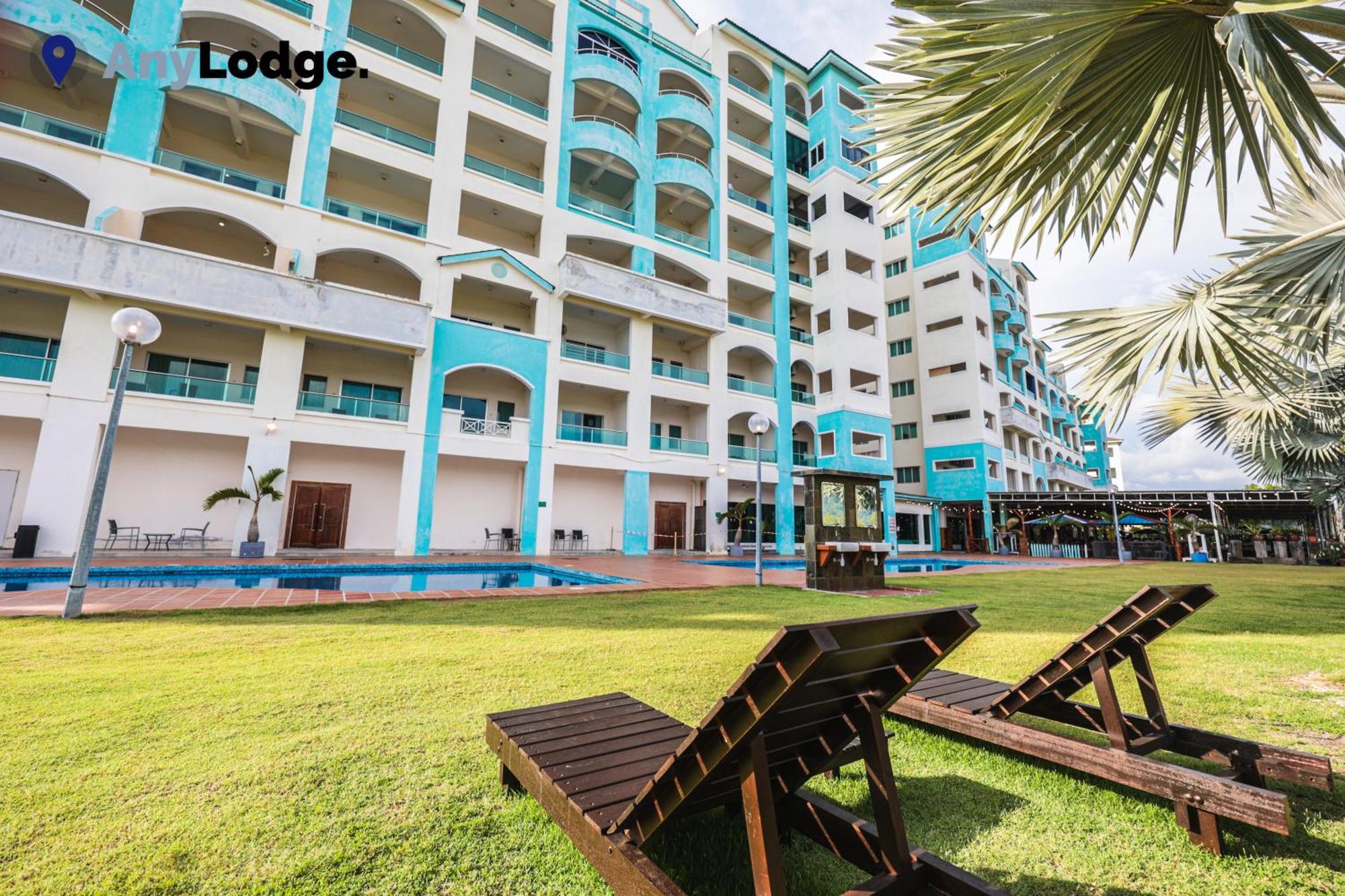 Anylodge Waterfront Marina Island Pangkor Lumut Exterior photo