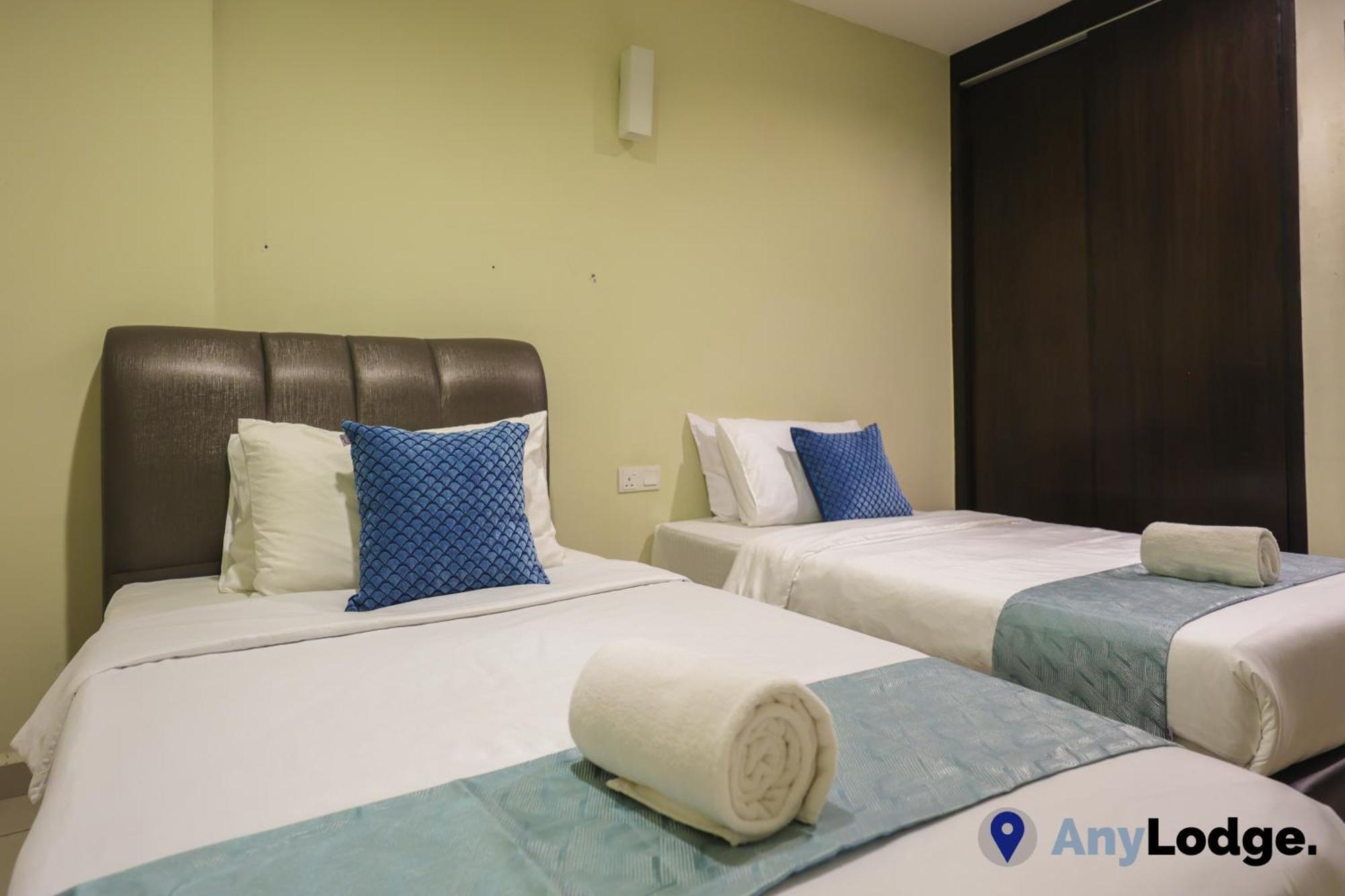 Anylodge Waterfront Marina Island Pangkor Lumut Room photo